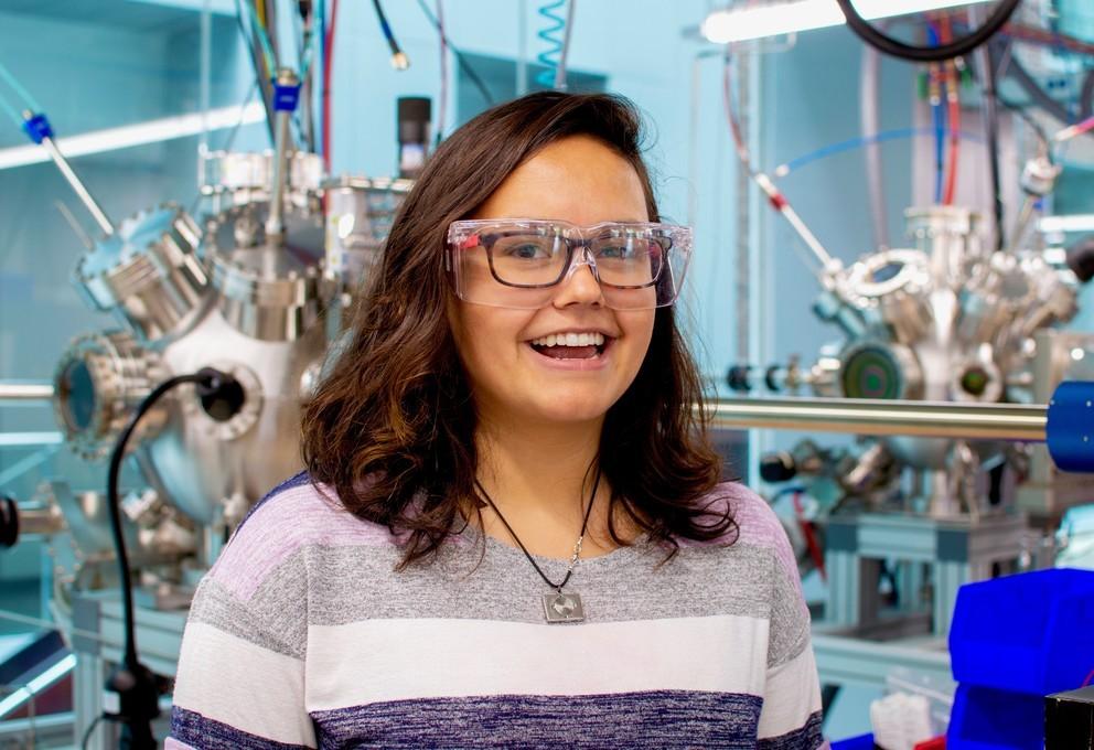 Millennium Scholar Ana De La Fuente Duran is on the path toward an advanced degree in science