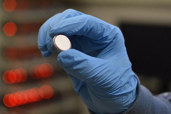 Batteries like this could replace the more combustible lithium ion batteries now used in consumer electronics.