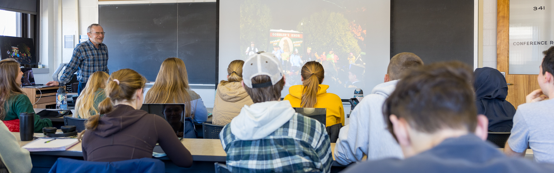 Richard Alley teaching a class