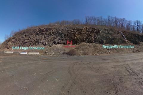 Wide view of Reedsville showing two differing rock formation, the Bald Eagle formation (left) and the Reedsville formation